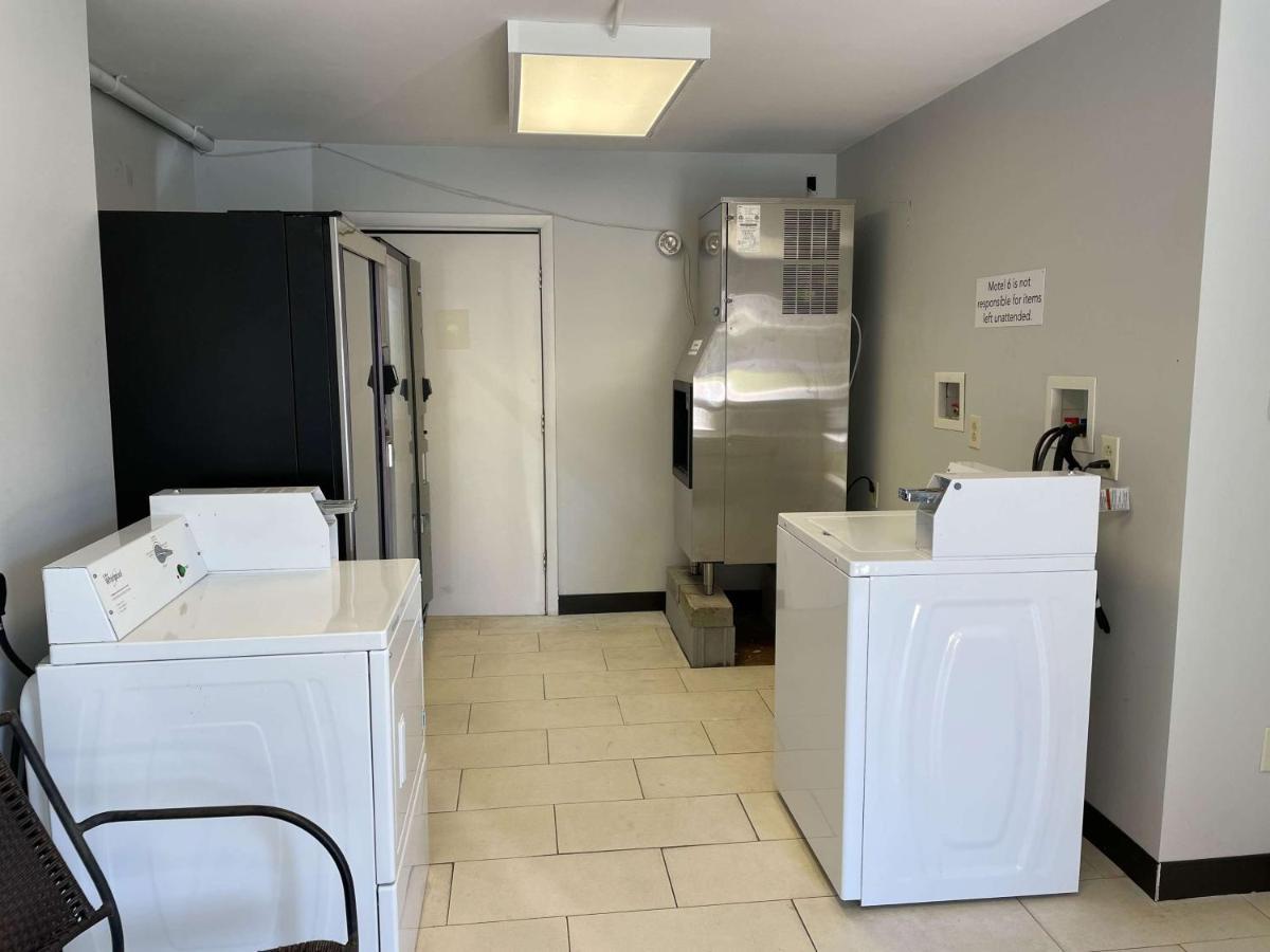 Motel 6 West Columbia Sc Airport Extérieur photo