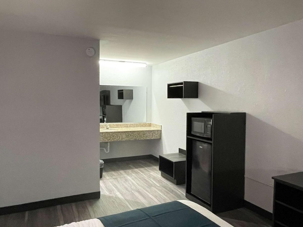 Motel 6 West Columbia Sc Airport Extérieur photo